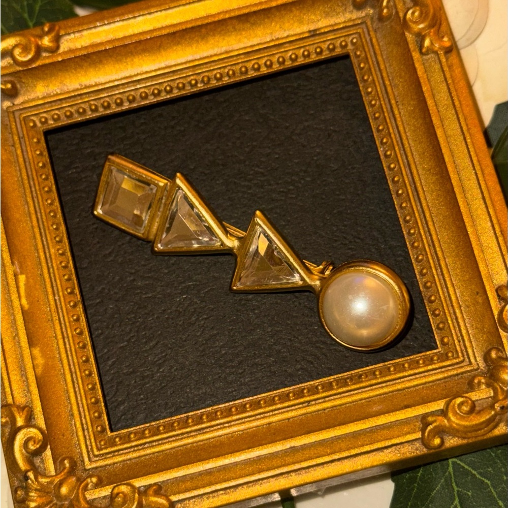 VTG Gold Pearl Crystal Geometric Brooch - Picture 5 of 11